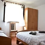 Apartman Nin-dodo Nin