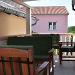 Apartament Nin-dodo *