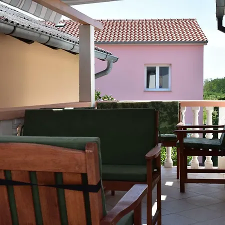 Apartament Nin-dodo *