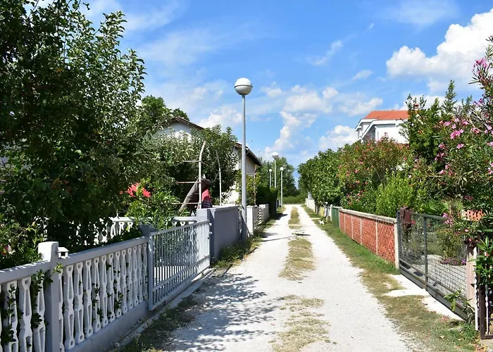 Apartment Apartman Nin-dodo